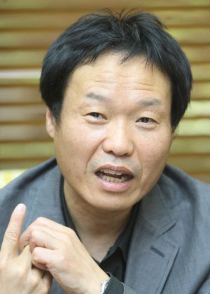 Kwak Jae Yong in The Romantic President Korean Movie(2002)