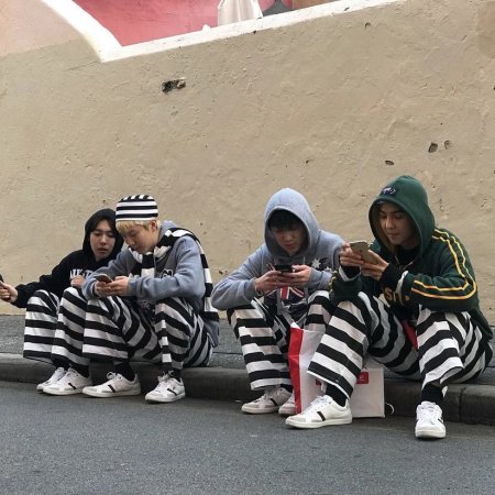 Youth Over Flowers : Australia (2017)