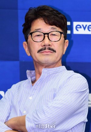 Seung Jin Kim