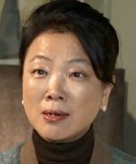 Shin Myung Sook