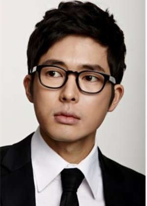 Song Dong Hwan in The First Issue Korean Movie(2019)