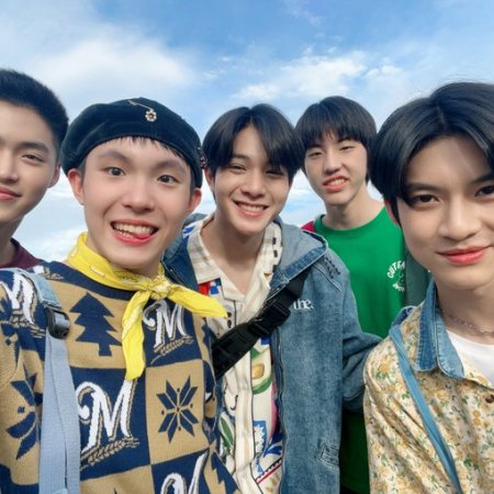 Boys in Love (2025)