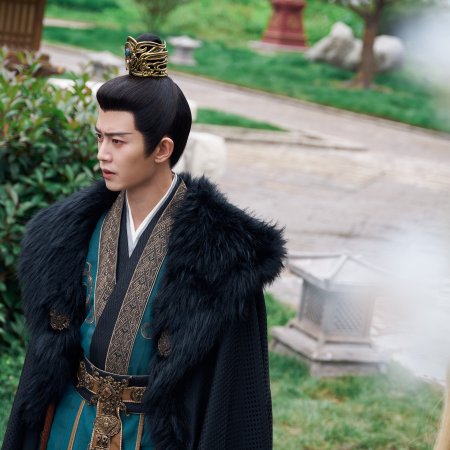 Love and Crown (2025)