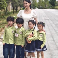 Yi Tai Si Bao Zhi Zhong Cai Die Di Zhi Cuo Le Chinese Drama(2024) photo