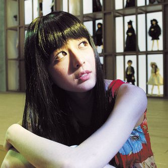 The Doll Master (2004)