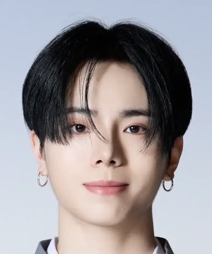 Won Woo Lee