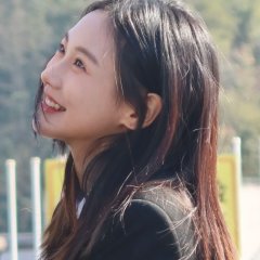 Zhang Xin Yi photo