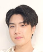 Kris Krit Songsamphant