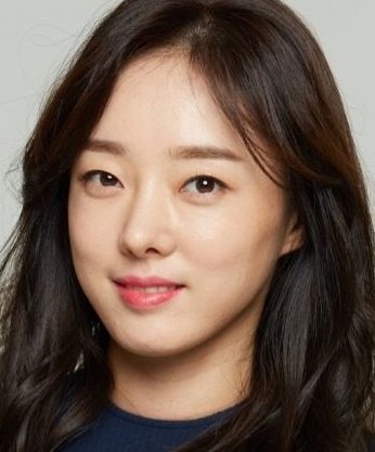 Professor Kim Sun Jung - MyDramaList