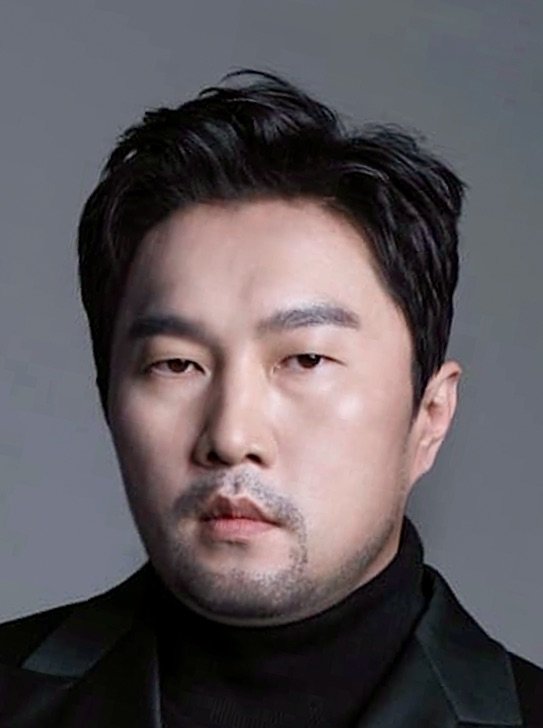 Hyung Jun Yu