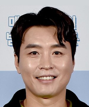 Dong Gook Lee