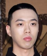 BewhY