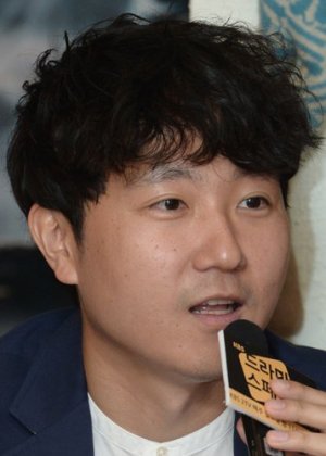 Yoo Jong Sun in Pale Moon Korean Drama(2023)