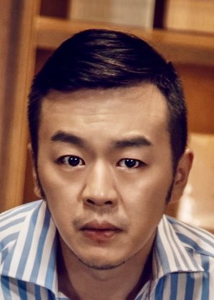 Kang Jie Jiang in Litter to Glitter Chinese Drama(2021)