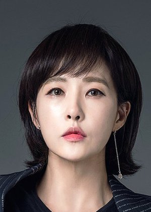 Kim Sun Ah in The Empire Korean Drama (2022)