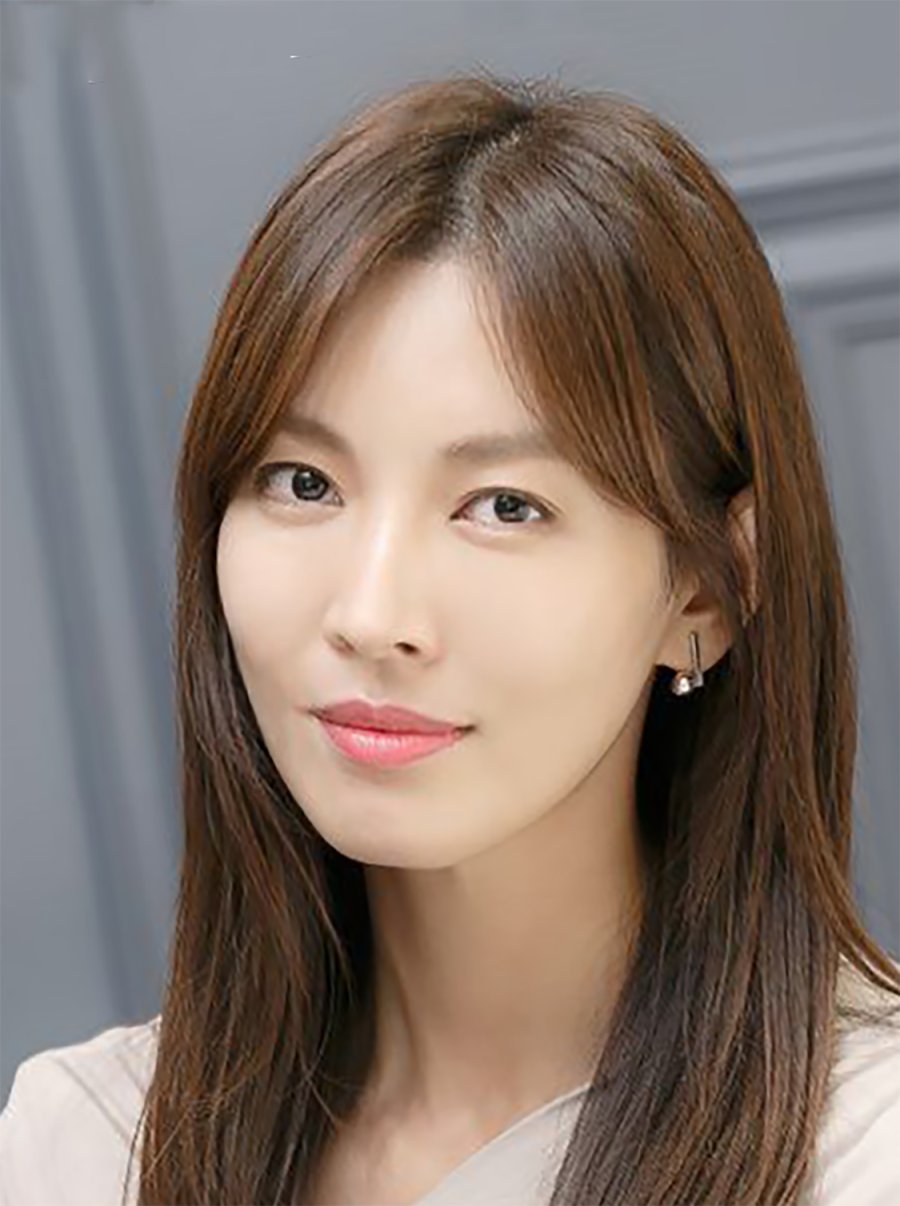 8 Facts About 'the Penthouse' Actress Kim So Yeon C60