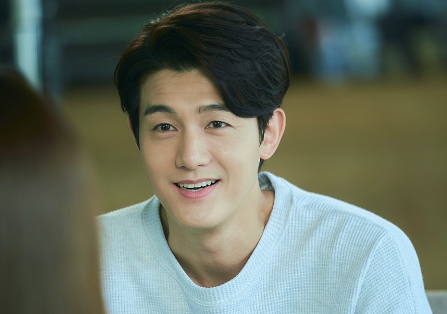Actor Lee Ki Woo to marry his noncelebrity girlfriend! - MyDramaList