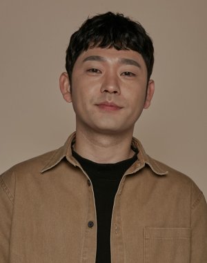 Jae Woo Lee