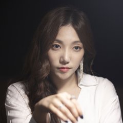 Female Tazza Korean Movie photo