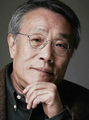 Sok Yong Hwang