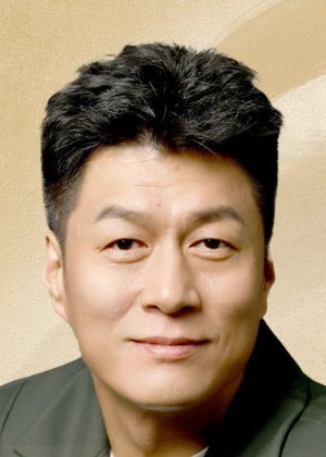 Zhou Da Yong in Gui Long Jia Chinese Drama(0000)