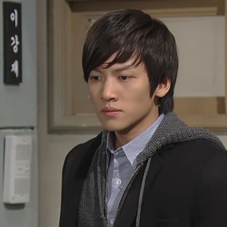 Smile, Dong Hae (2010)