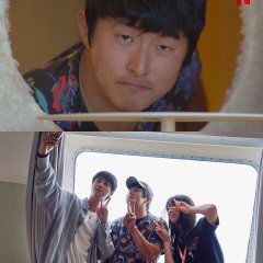 Kian's Bizarre B&B Korean TV Program photo