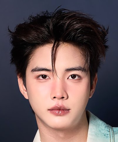 Pasatorn Lertsathitwong