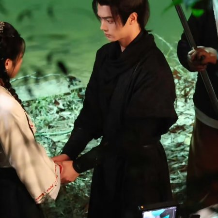 Tian Du Yi Wen Lu ()