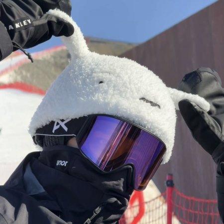Ski into Love (2025)