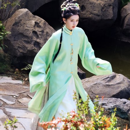 Biao Mei Wan Fu ()