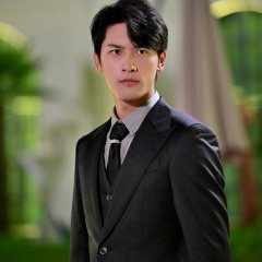 Misplaced White Moonshine Chinese Drama(2024) photo