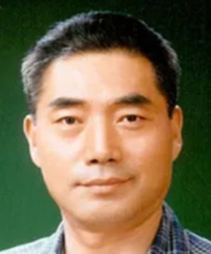In Seong Lee