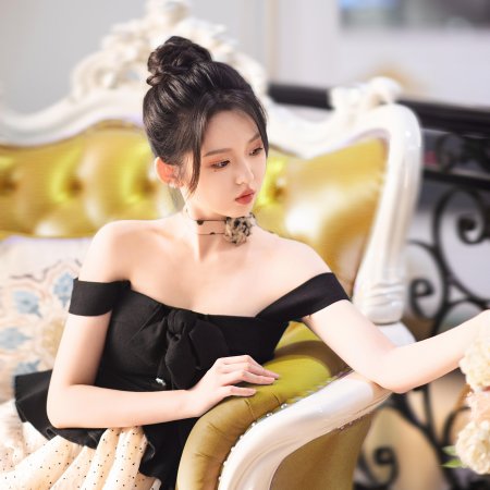 Shi Ba Sui Tai Nai Nai Jia Dao, Chong Zheng Jia Zu Rong Yao (2025)