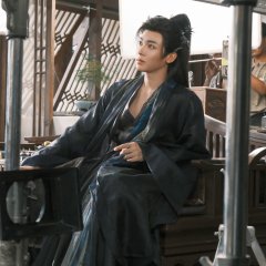 Hou Minghao as Ji Bozai in "Love in the Clouds" (2025)