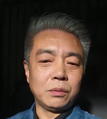 Zhi Gang Yang