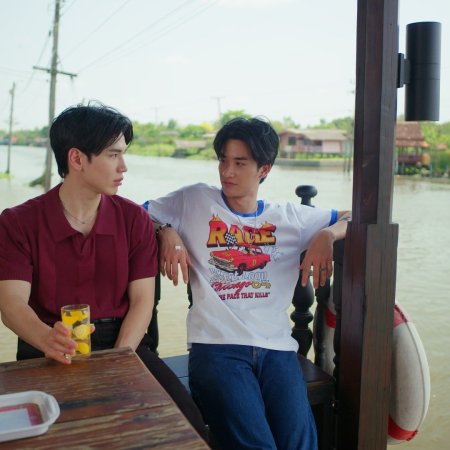 A Dog and a Plane ()