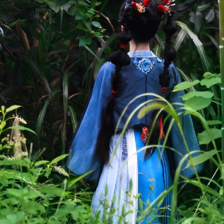Lai Zhan ()