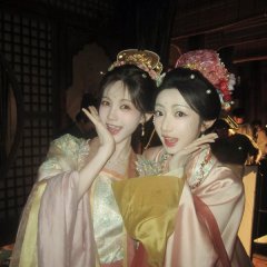 Li Yi Tong photo