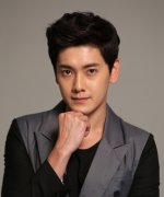 Park Shi Eon