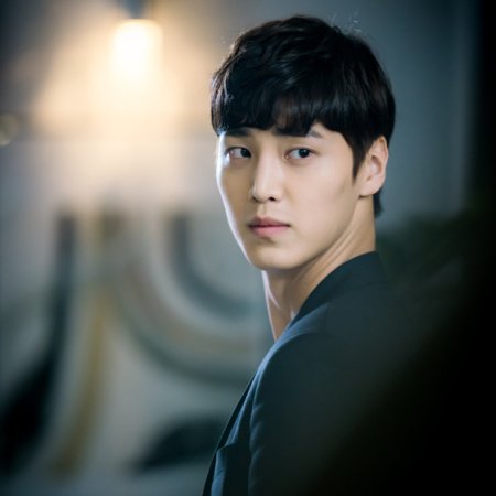 W (2016)