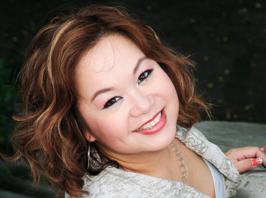 Teresa Carpio テレサ・カピオ – Tokyo Dreaming Teresa Carpio