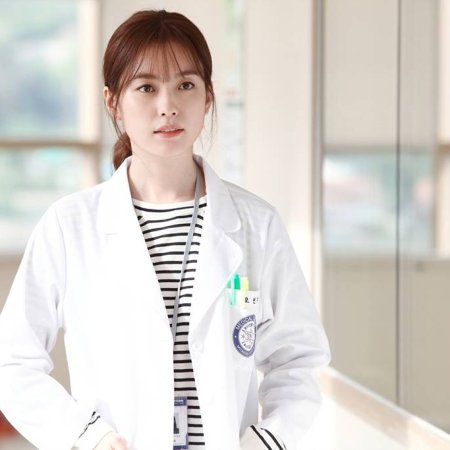 W (2016)