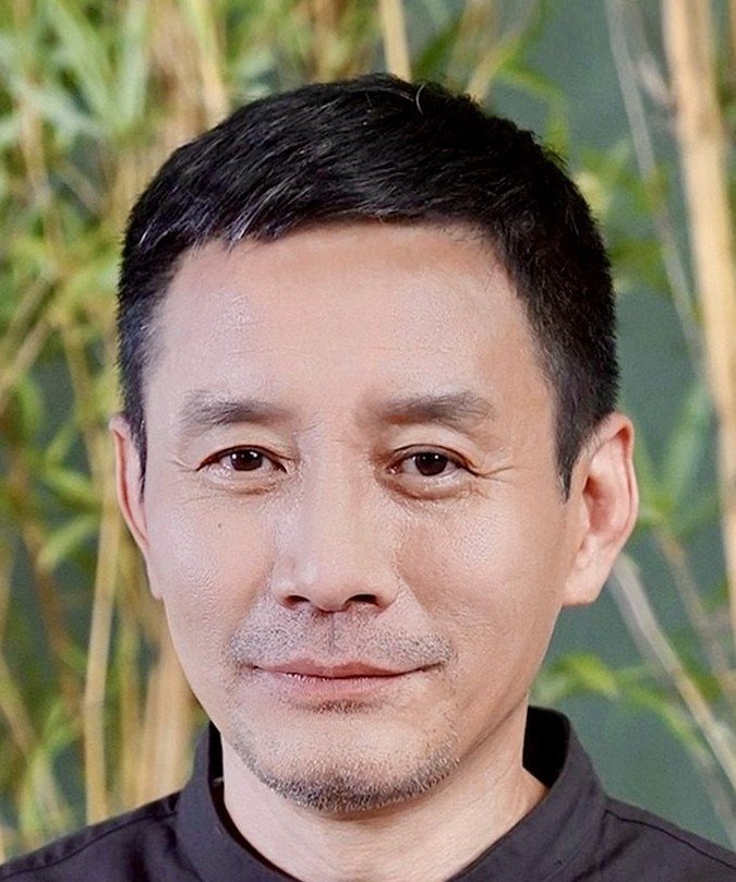 Xiao Jie Tian