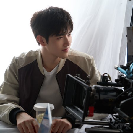 Eat Run Love (2025)