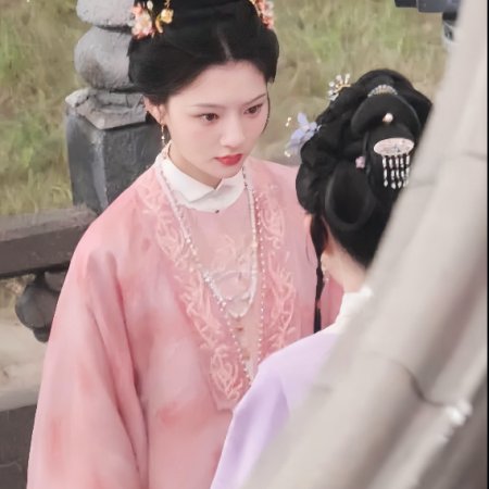 Liang Chen Mei Jin ()