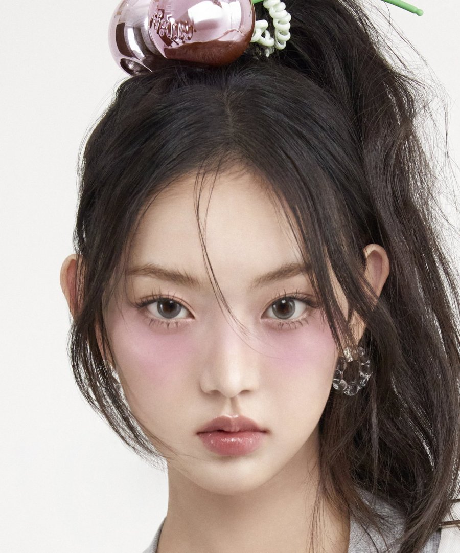 Su Min Lee
