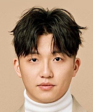 Tong Liu