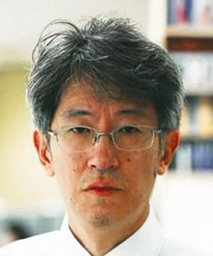 Yong Jin Kim