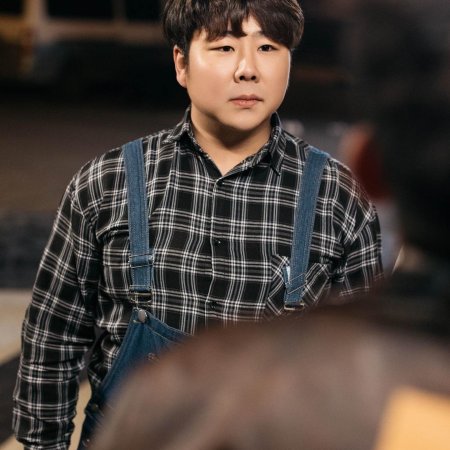 Reborn as a Big Star (2024)